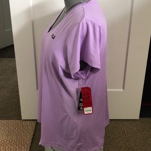 Ladies Fila V neck short sleeve top XL
